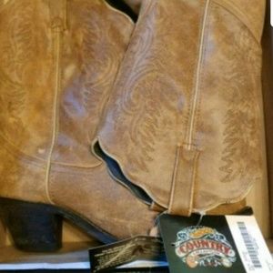 Leather cowgirl boots size 11